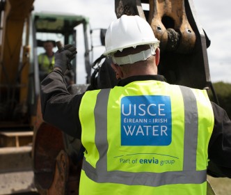Uisce Éireann and Cork County Council replacing ageing water mains on St. Philomena’s Road, Crosshaven
