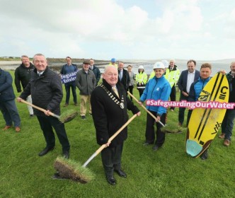 Clare Oireachtas members attend sod turning event in Liscannor